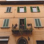 Depositphotos_casa pandemia balcone italia