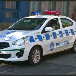 Coche policia Uruguay-1