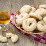 Vermouth e biscotti